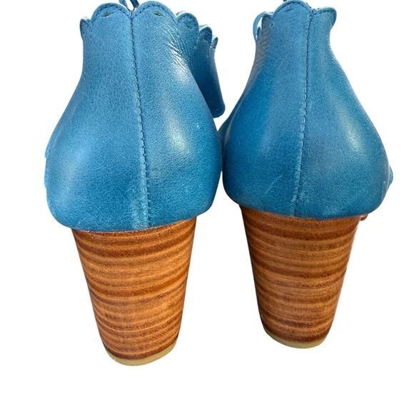 ELF Bali Leather Dancing Queen Scalloped Block Heels Size 8 Teal  Handmade NEW - Picture 4 of 8